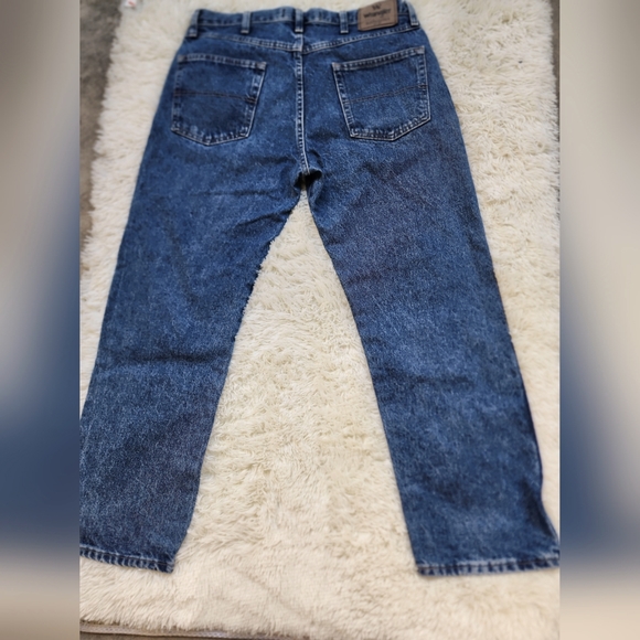 Wrangler Mens Authentics Classic Relaxed Fit Jean - Picture 6 of 6